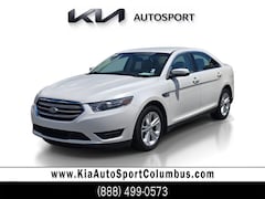 2017 Ford Taurus SEL Sedan