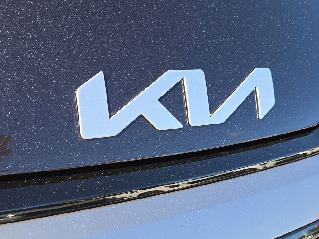 New 2026 Kia Sportage EX SUV