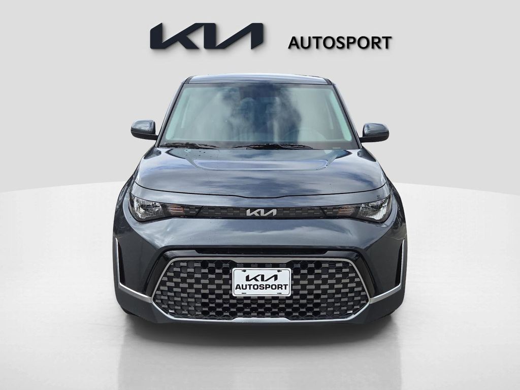 2025 Kia Soul EX photo 2