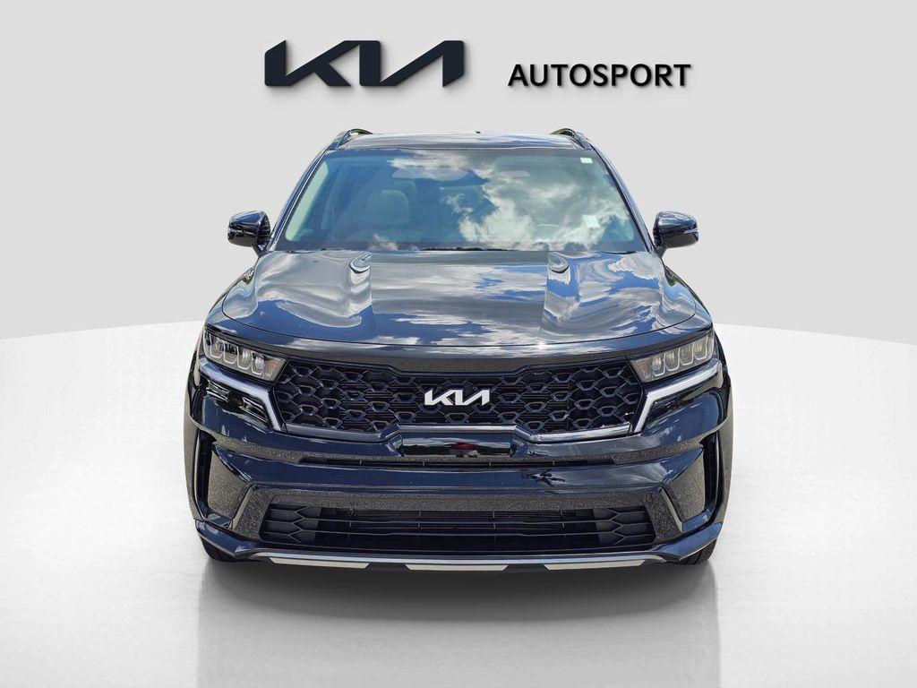 2023 Kia Sorento S photo 2