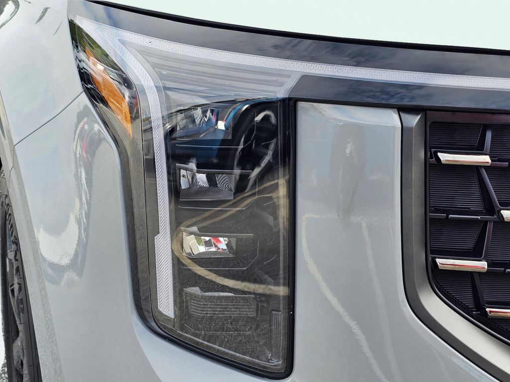 2026 Kia Carnival SX photo 4