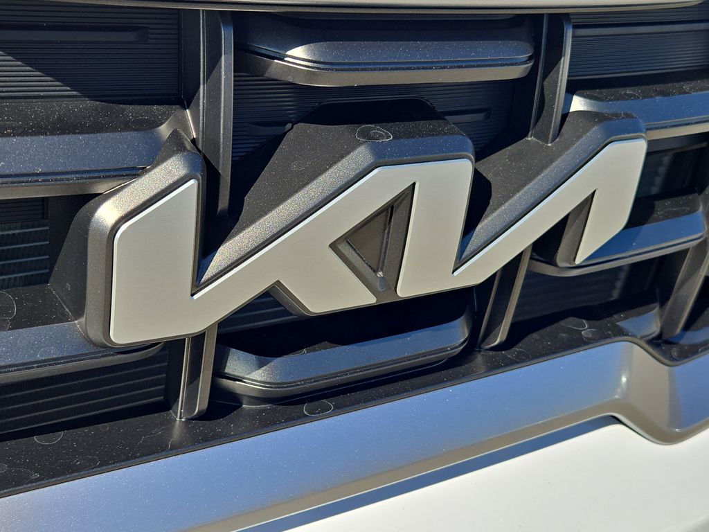 2025 Kia Telluride S photo 4