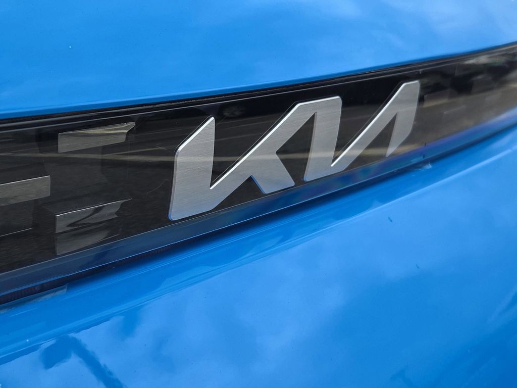 2025 Kia Soul EX photo 4