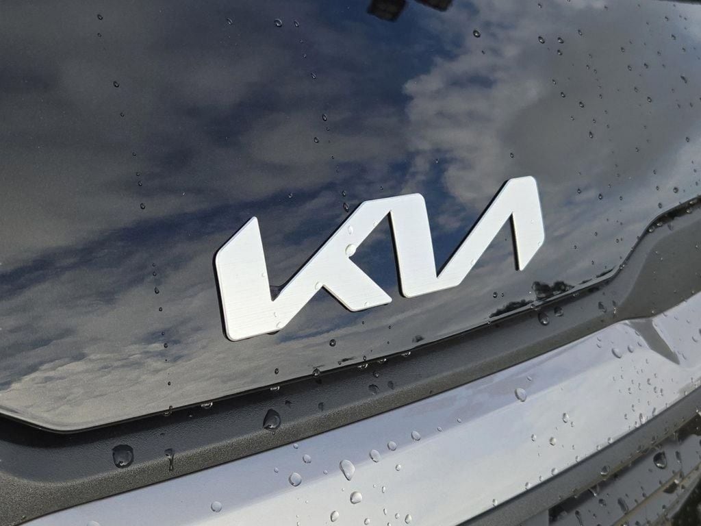 2026 Kia Sportage LX Hybrid - Photo 9