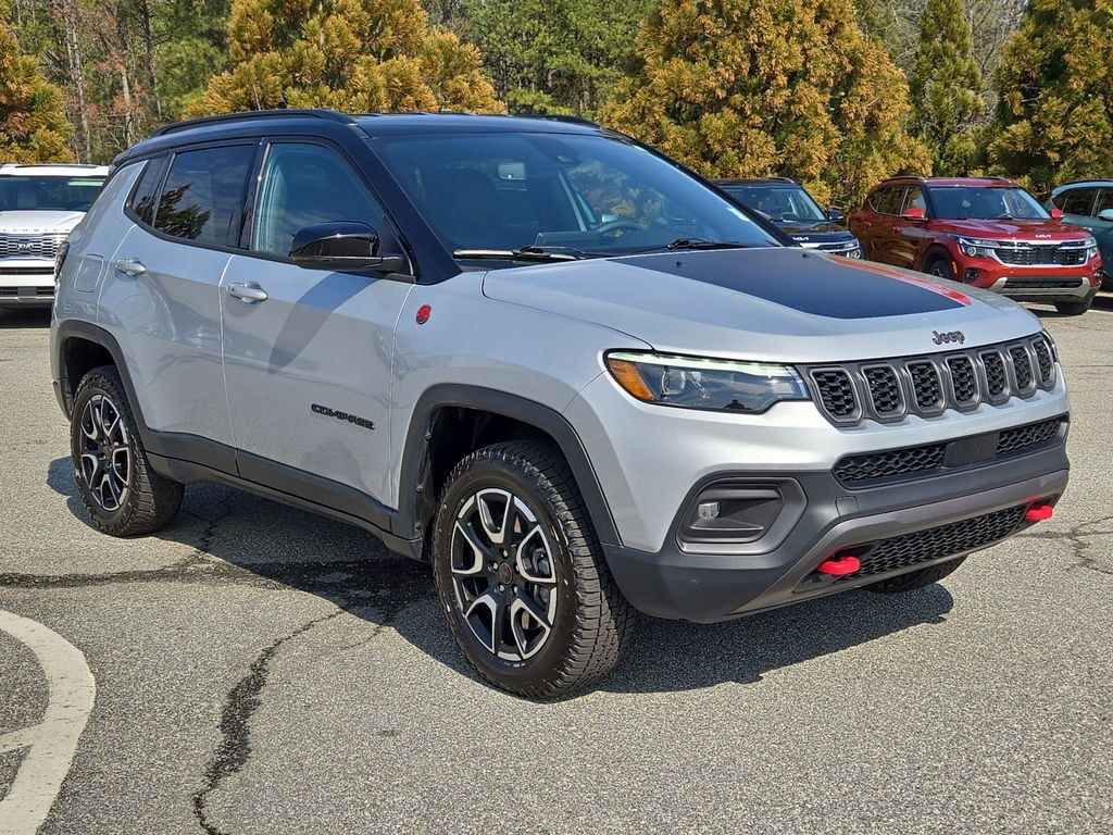 Used 2025 Jeep Compass Trailhawk SUV