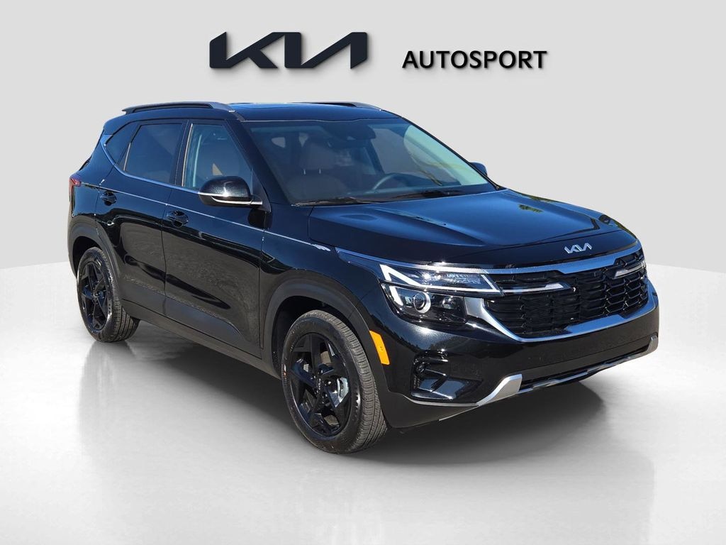 New 2026 Kia Seltos EX SUV