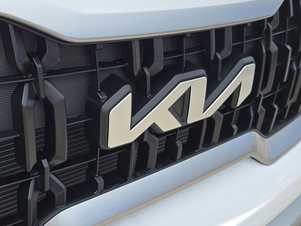 New 2025 Kia Telluride LX SUV