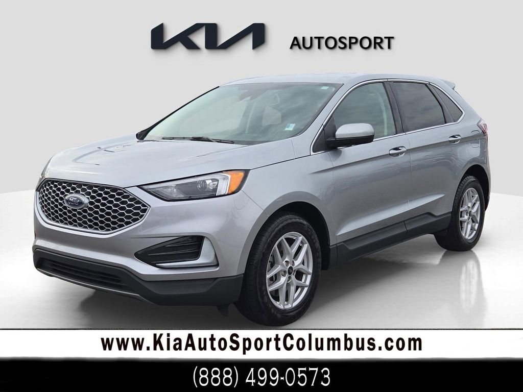 2023 Ford Edge Base's photo