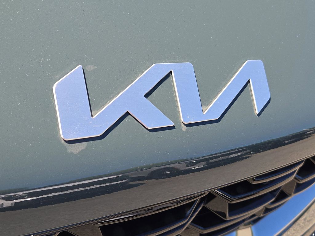 2025 Kia Sorento Hybrid EX photo 2