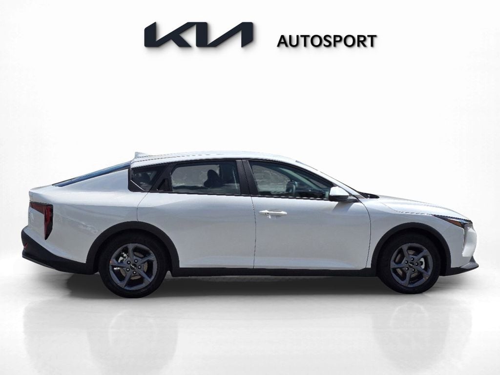Certified 2025 Kia K4 Sedan