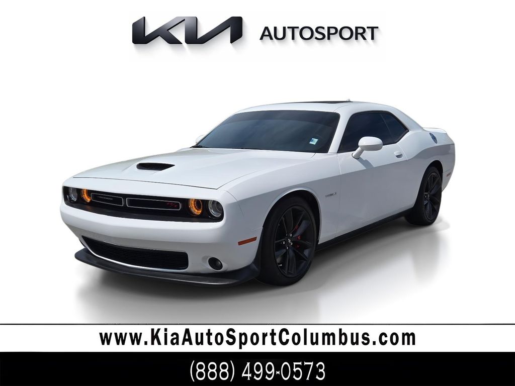 2022 Dodge Challenger R/T's photo