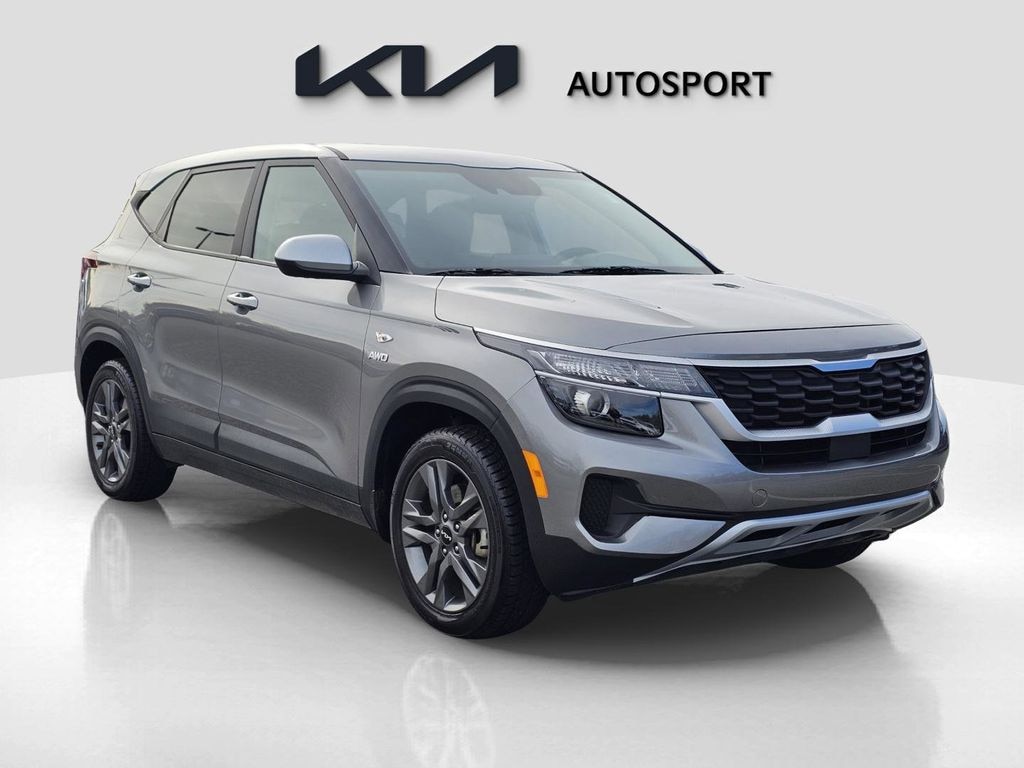 Used 2023 Kia Seltos LX SUV