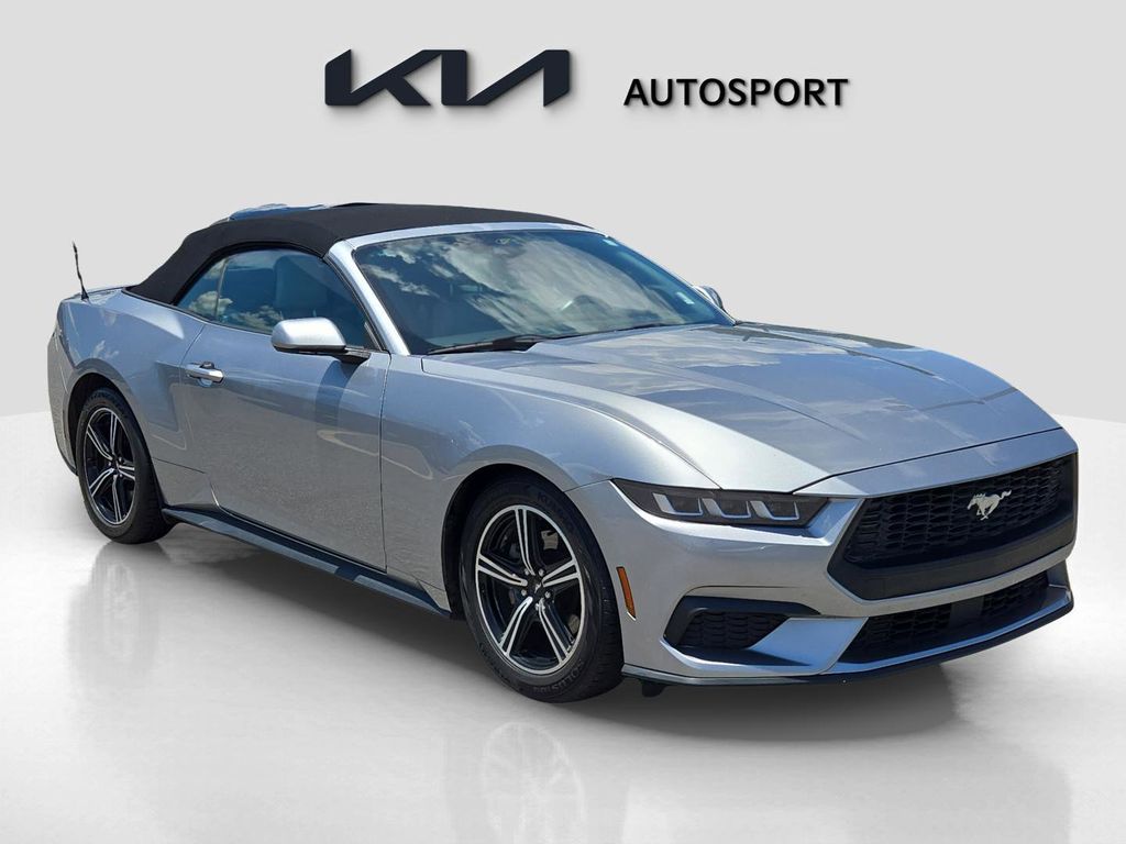 2024 Ford Mustang EcoBoost Premium photo 3