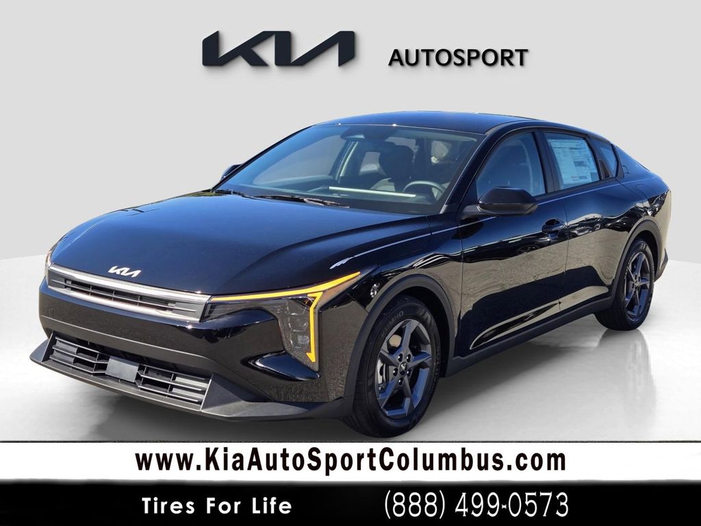 2025 Kia K4 LXS's photo