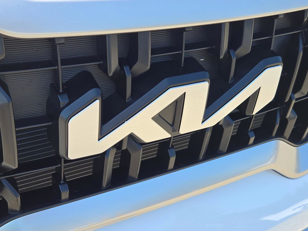 2025 Kia Telluride EX photo 4