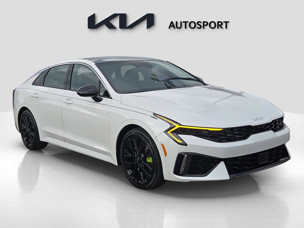 2026 Kia K5 GT photo 2