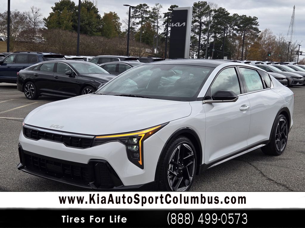 2025 Kia K4 GT-Line's photo