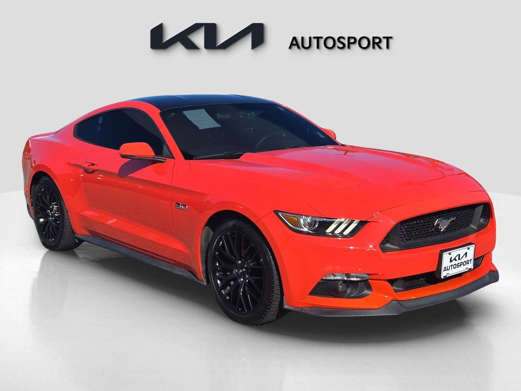 2016 Ford Mustang GT photo 3
