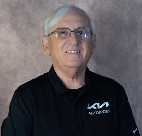 Staff member Walter Hart from ID_af175a8345ee