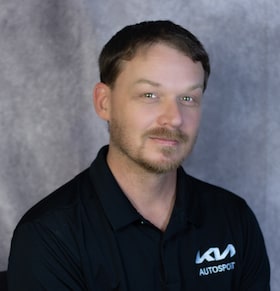 Staff member Justin McCarty from ID_372f4fe81006