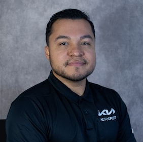 Staff member Chris Arevalo from ID_d0f250935af9