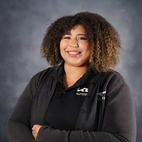 Staff member Natasha Bennefield from 9b55948e17ca