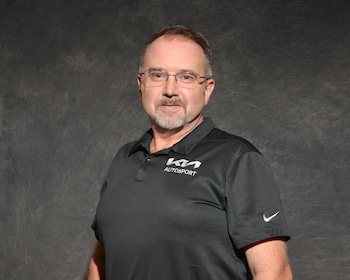 Staff member Jason Shelton from 81b4317e7394