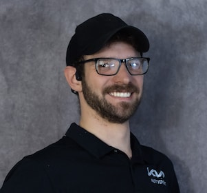 Staff member Michael Duncan from ID_372f4fe81006
