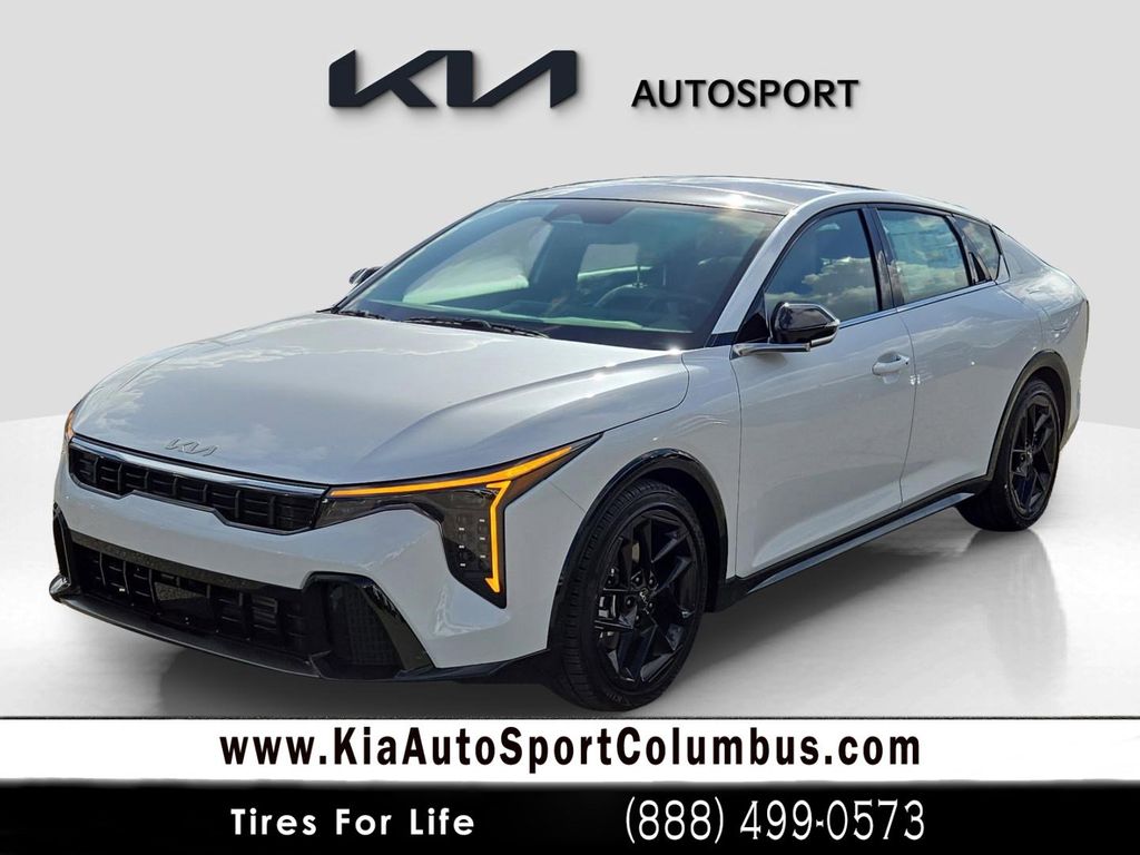 2025 Kia K4 GT-Line Turbo's photo