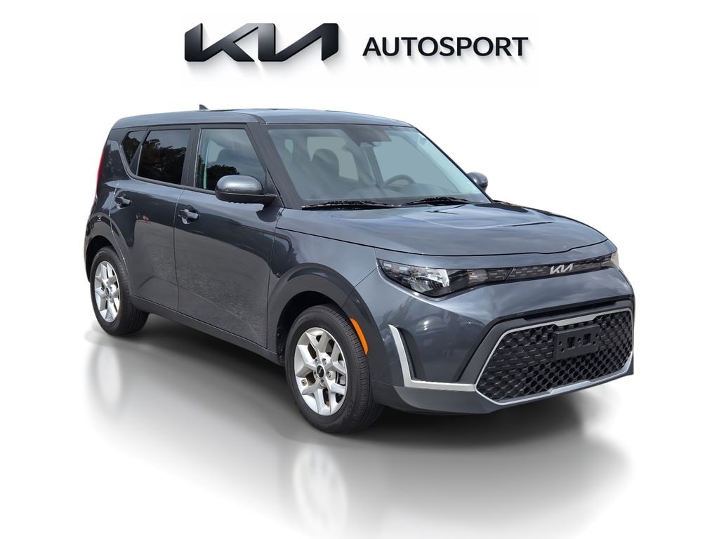 Certified 2025 Kia Soul Hatchback