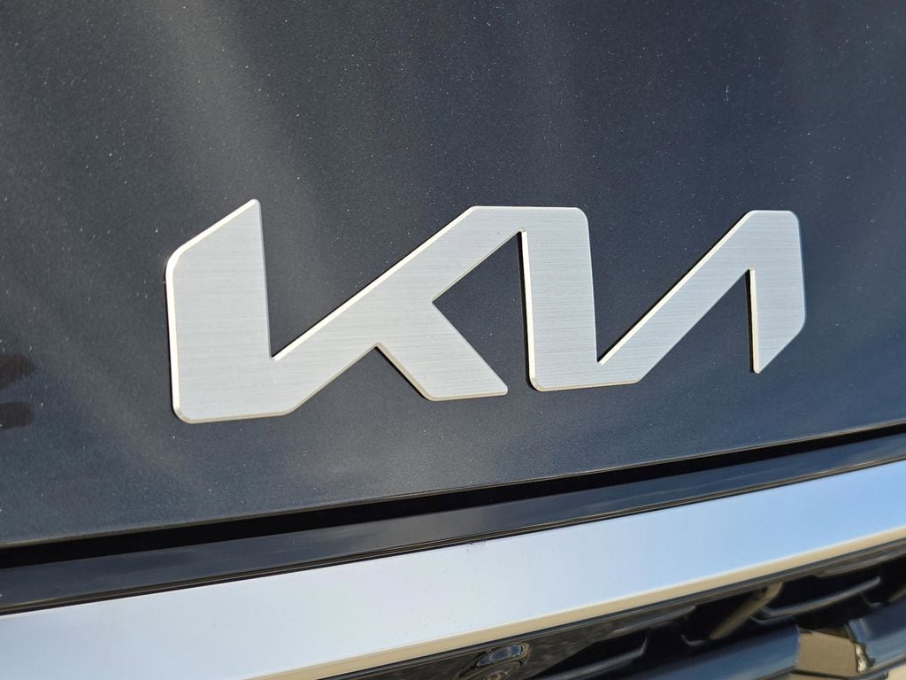 New 2025 Kia K4 GT-Line Turbo Sedan