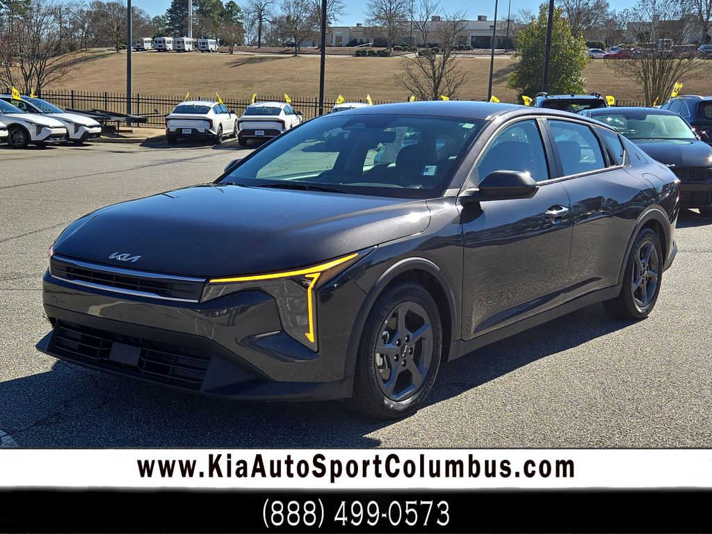 2025 Kia K4 LXS