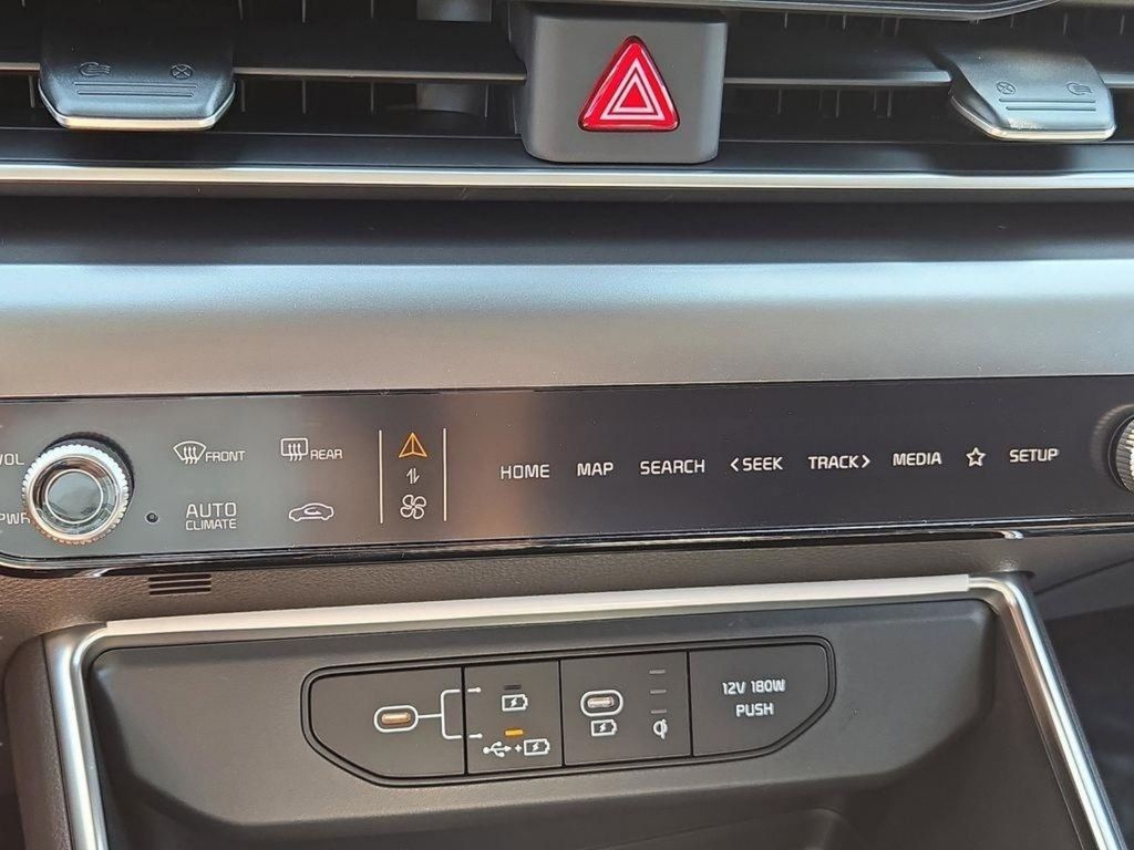 2026 Kia Carnival SX Prestige - Photo 24