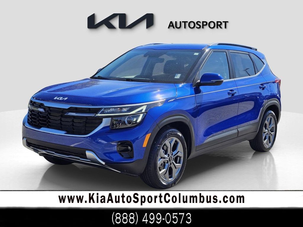 2024 Kia Seltos S's photo