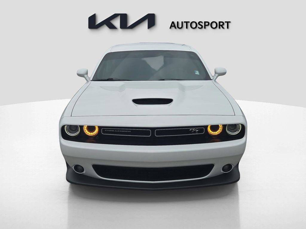 2022 Dodge Challenger R/T photo 2