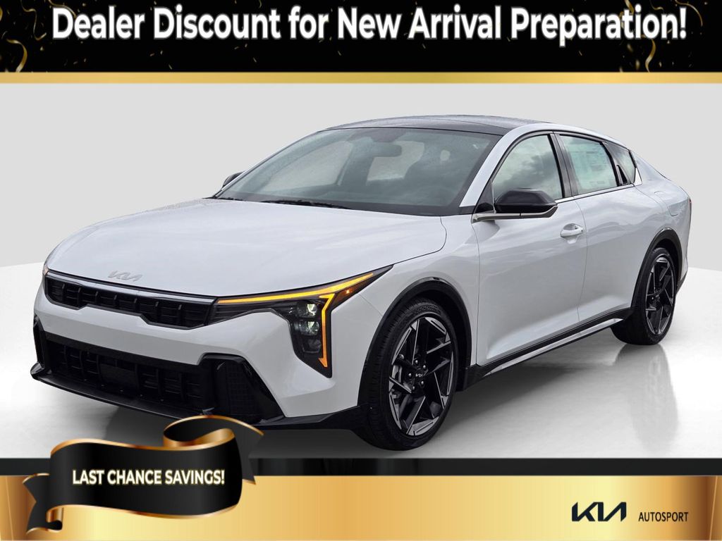 2025 Kia K4 GT-Line's photo