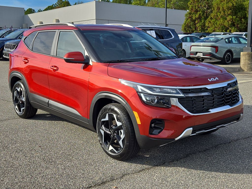 2026 Kia Seltos S photo 2