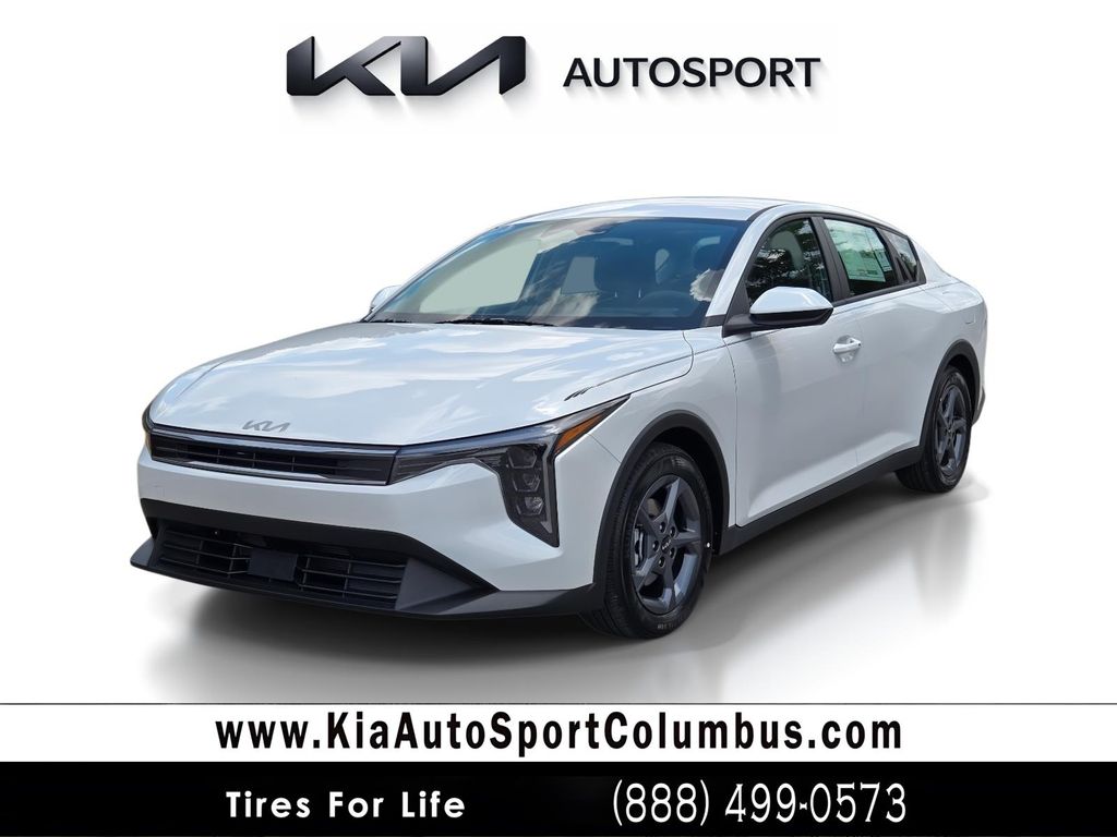 2026 Kia K4 LXS AT's photo