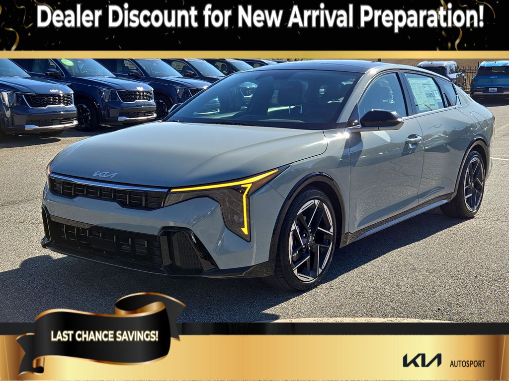 2025 Kia K4 GT-Line's photo
