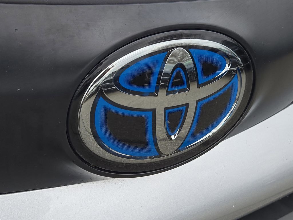 Used 2023 Toyota Sienna XLE 7 Passenger Van Passenger Van