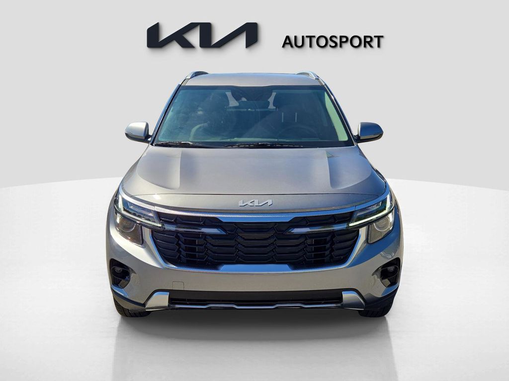 2026 Kia Seltos EX photo 2