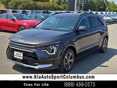 2025 Kia Niro SX SUV