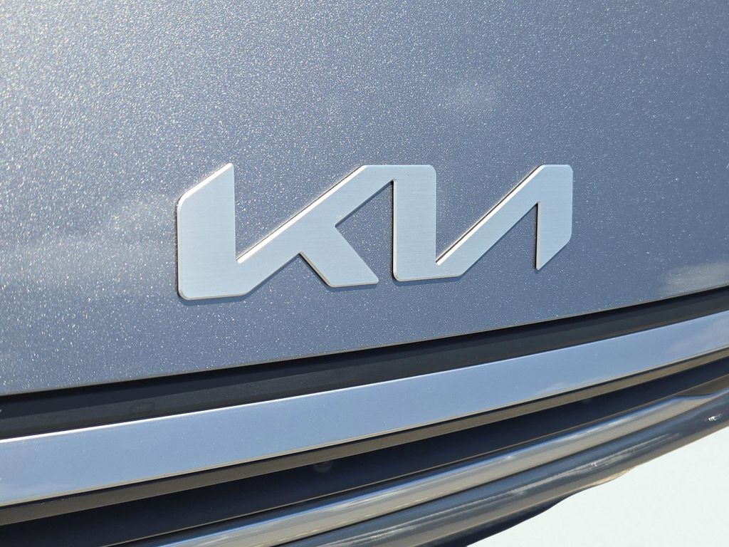 2025 Kia K4 LXS photo 4