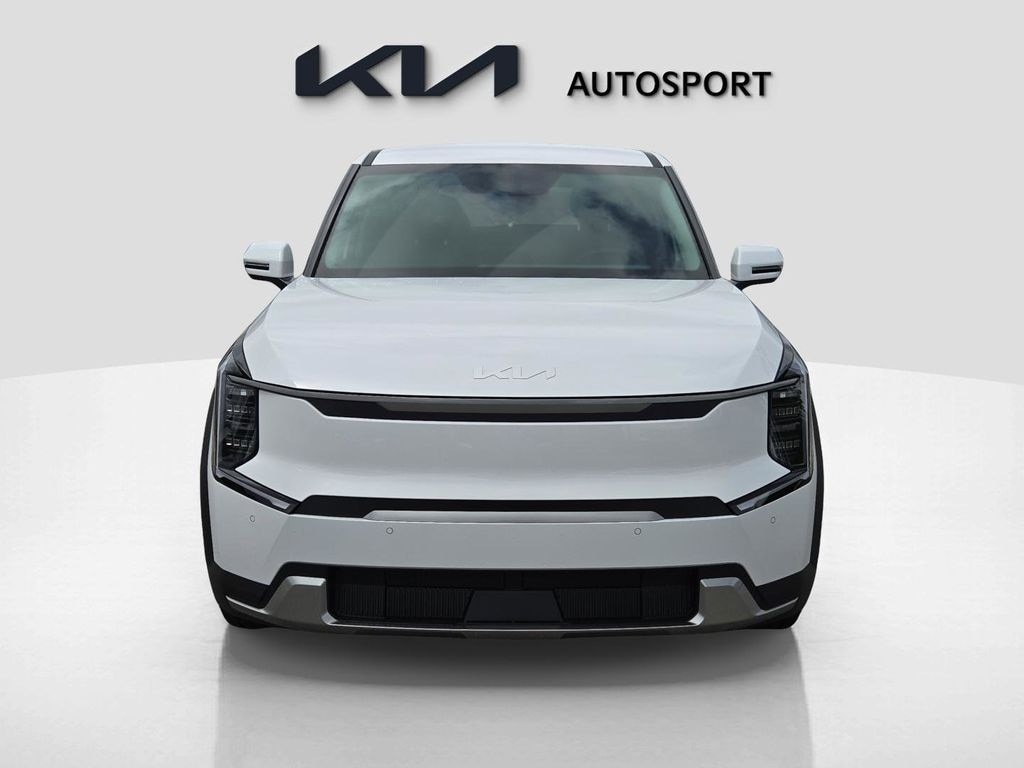 New 2026 Kia EV9 Light Short Range SUV