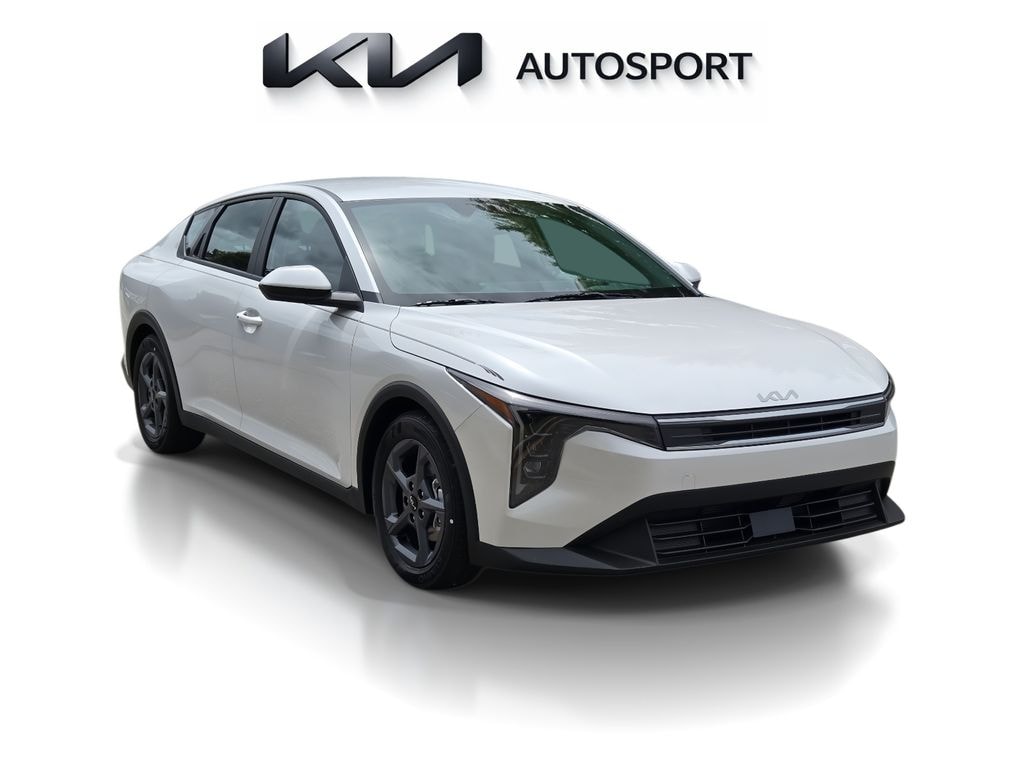 New 2026 Kia K4 LXS Sedan