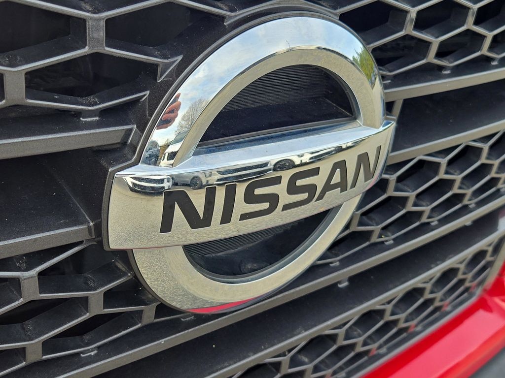 Used 2021 Nissan Titan SV Truck Crew Cab