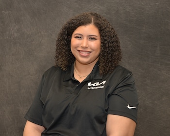 Staff member Natasha Bennefield from 9b55948e17ca