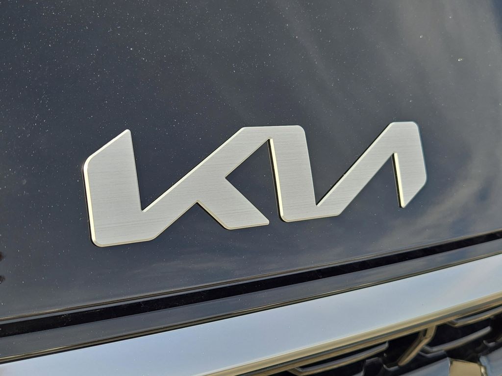 New 2025 Kia K4 GT-Line Sedan