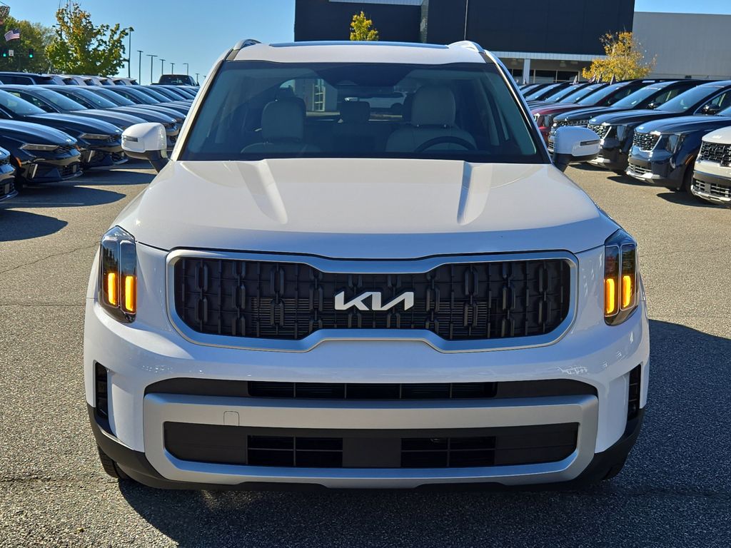 2025 Kia Telluride EX photo 2