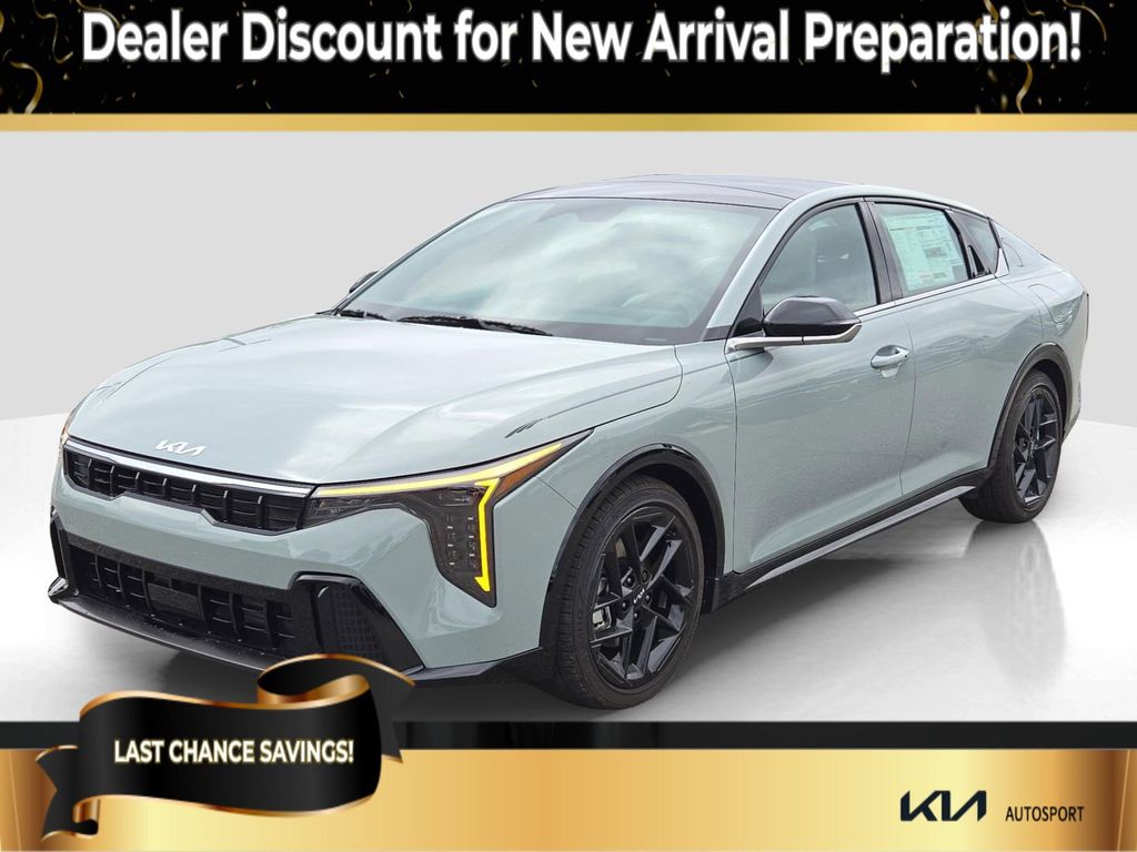 2025 Kia K4 GT-Line Turbo's photo